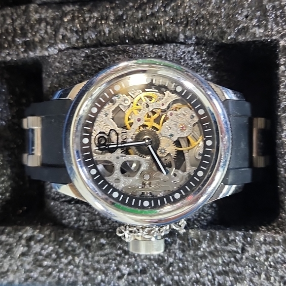 INVICTA 3 Watch Set with CASE LOT - Picture 5 of 10